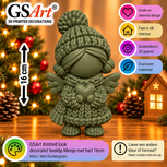 GSArt Knitted Look Meisje met Hart 16 cm &ndash; Kerst Engel Beeldje - Mat Donkergroen
