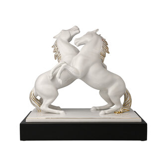 Goebel - Studio 8 | Decoratief beeld / figuur Paarden | Porselein - 32cm - met echt goud