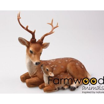 Farmwood Animals Deer with young 21x13x20cm