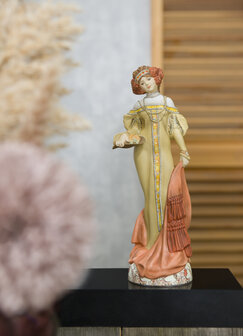 Goebel - Alphonse Mucha | Decoratief beeld Herfst | Porselein - 32cm - Limited Edition - met echt goud