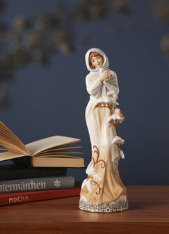 Goebel - Alphonse Mucha | Decoratief beeld Winter | Porselein - 31cm - Limited Edition - met echt goud