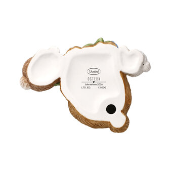 Goebel - Pasen | Decoratief beeld Natuurlijke Haas - Jaarhaas 2026 | Porselein - 13cm - Paashaas - Limited Edition