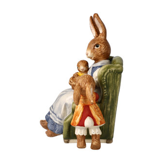 Goebel - Pasen | Decoratief beeld Haas Klassiek Nakomelingen | Aardewerk - 14cm - Paashaas - 2026 - Limited Edition