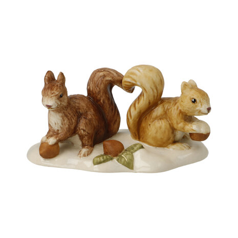 Goebel - Kerst | Decoratief beeld / figuur Eekhoorns op zoek naar voedsel