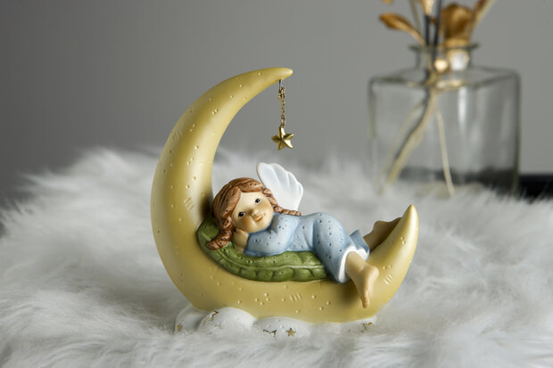 Goebel - Nina et Marco | Statue / figurine décorative Ange gardien confortable nuit au clair de lune | Porcelaine - 11cm
