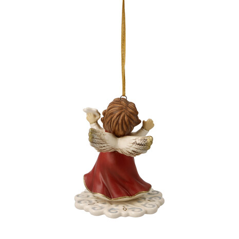 Goebel - Kerst | Kersthanger Engel Winterplezier rood | Aardewerk - 7cm - 2025