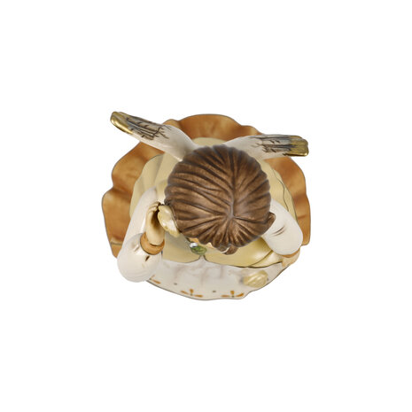 Goebel - Kerst | Decoratief beeld Engel Verkleed voor het festival | Aardewerk - 15cm - 2025