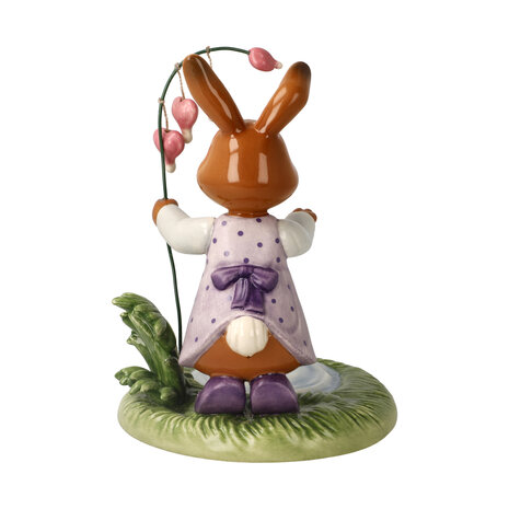 Goebel - Pasen | Decoratief beeld Haas Bloei is een wonder | Aardewerk - 13cm - Paashaas - 2026