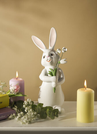 Goebel - P&acirc;ques | Figurine d&eacute;corative Li&egrave;vre de Blanche-Neige - Bienvenue au printemps | Porcelaine - 30 cm - 2026